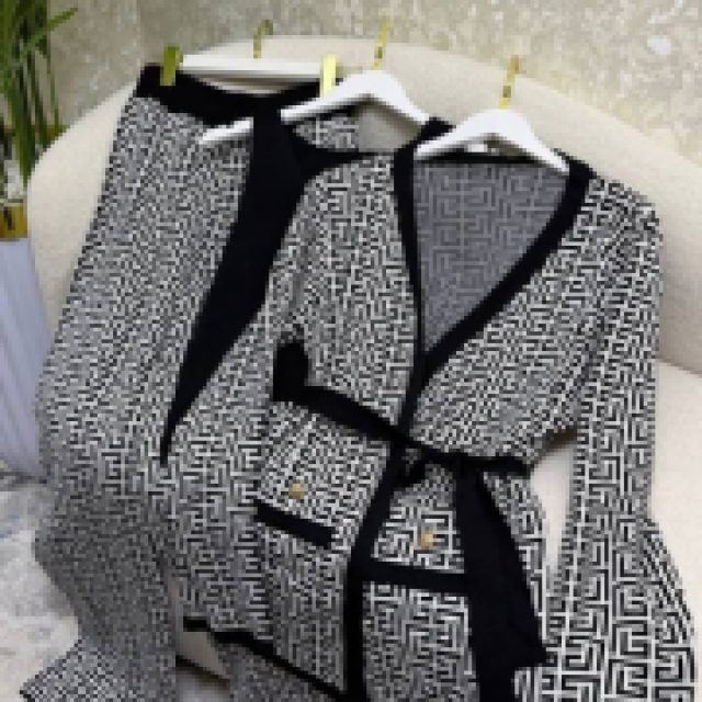 3-Piece Knitted Suit